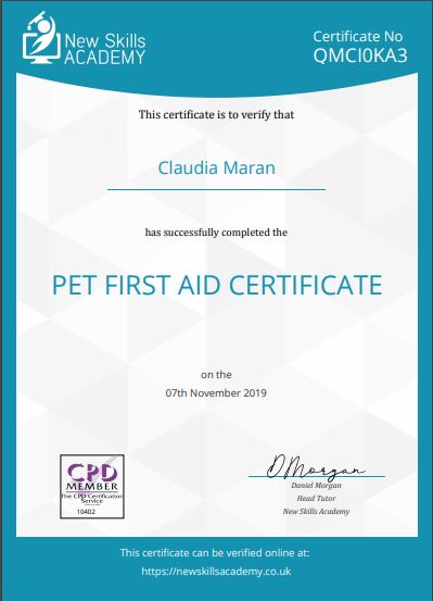 Claudia Maran Pet First Aid certificate